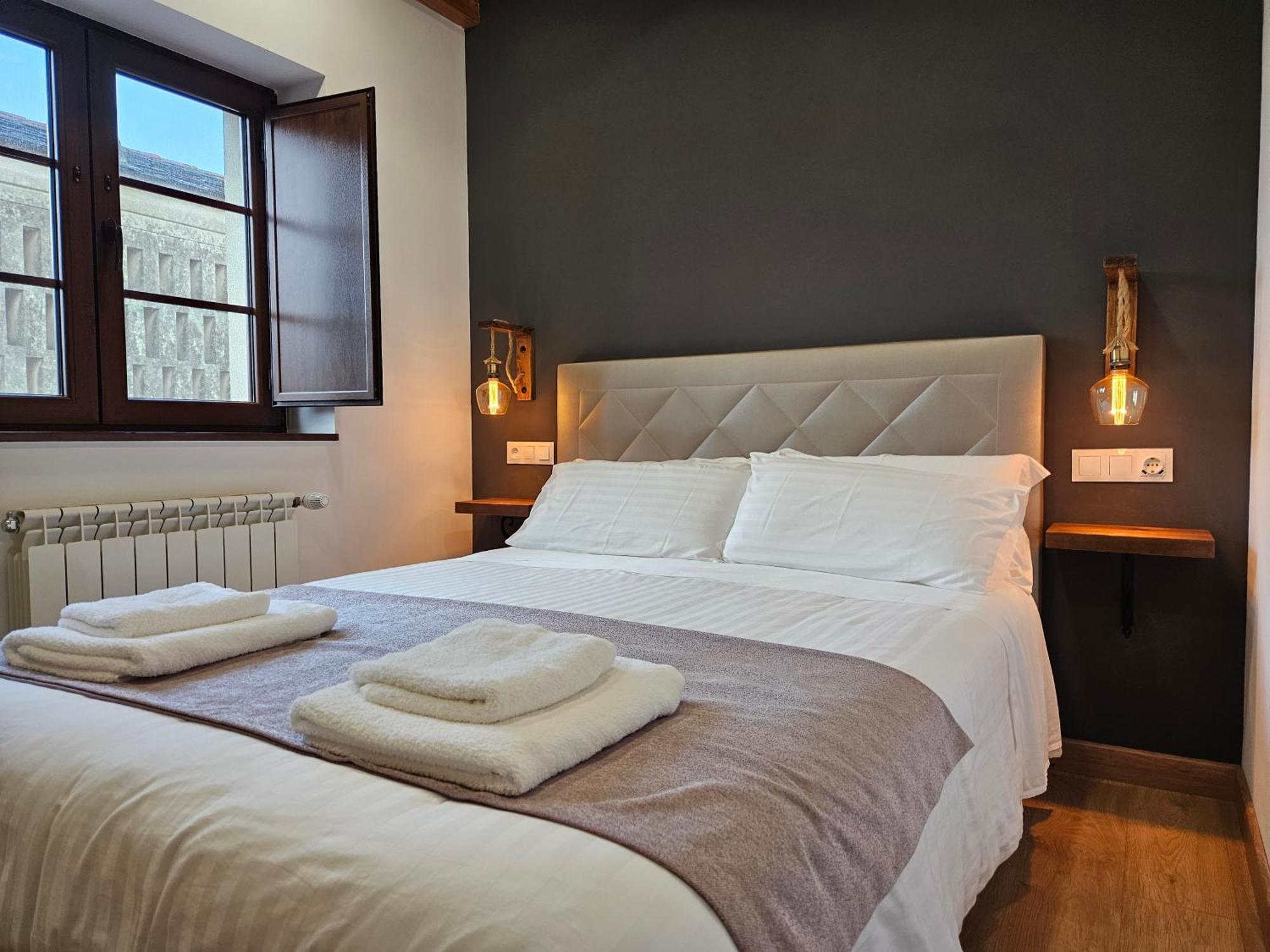 Apartamentos Rurales Lola Penarronda Castropol Extérieur photo