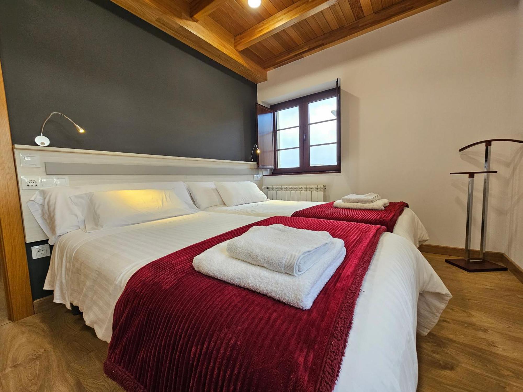Apartamentos Rurales Lola Penarronda Castropol Extérieur photo